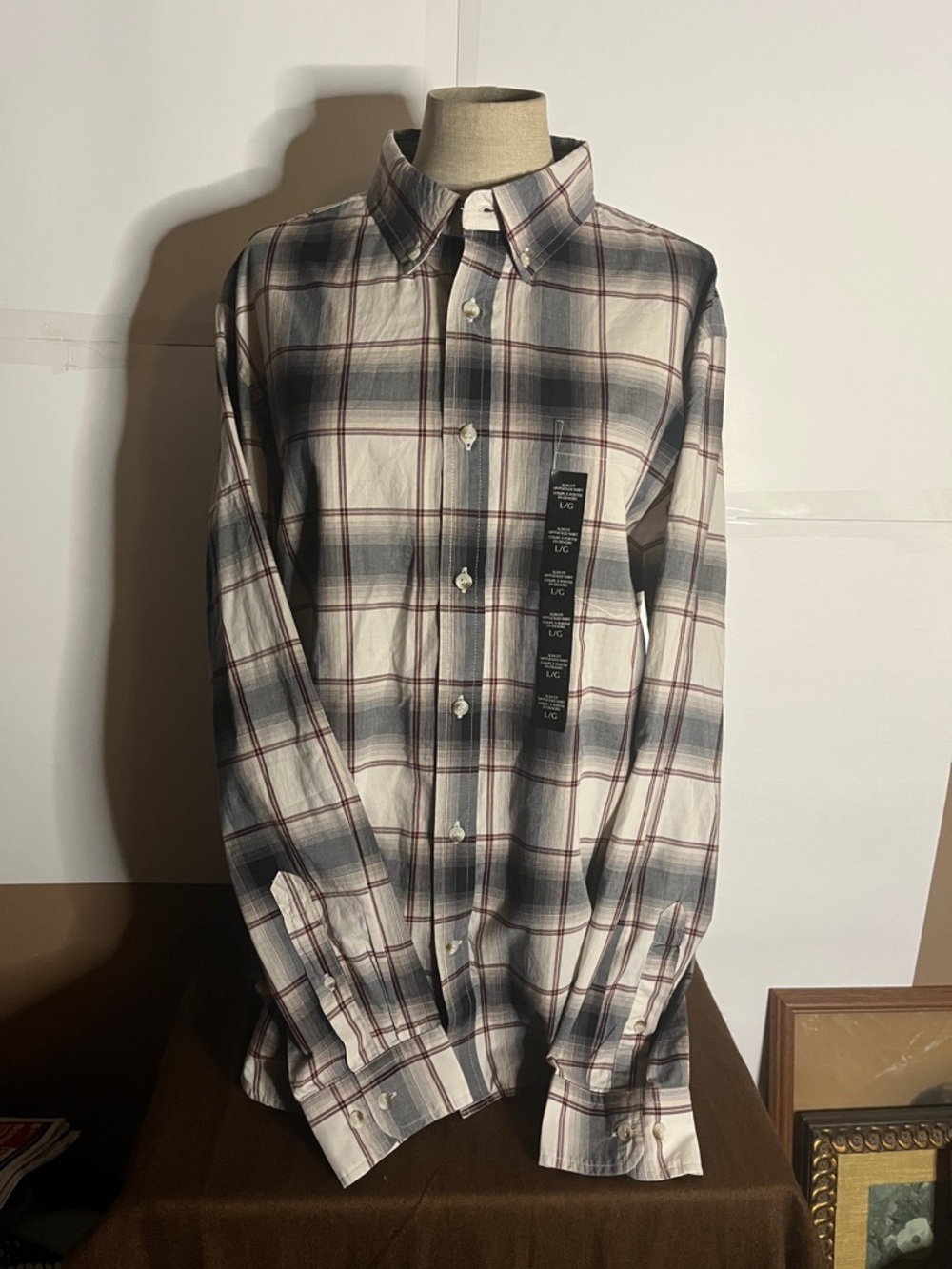 😀NEW plaid dress shirt pocket Banana Republic buttons slim fit office